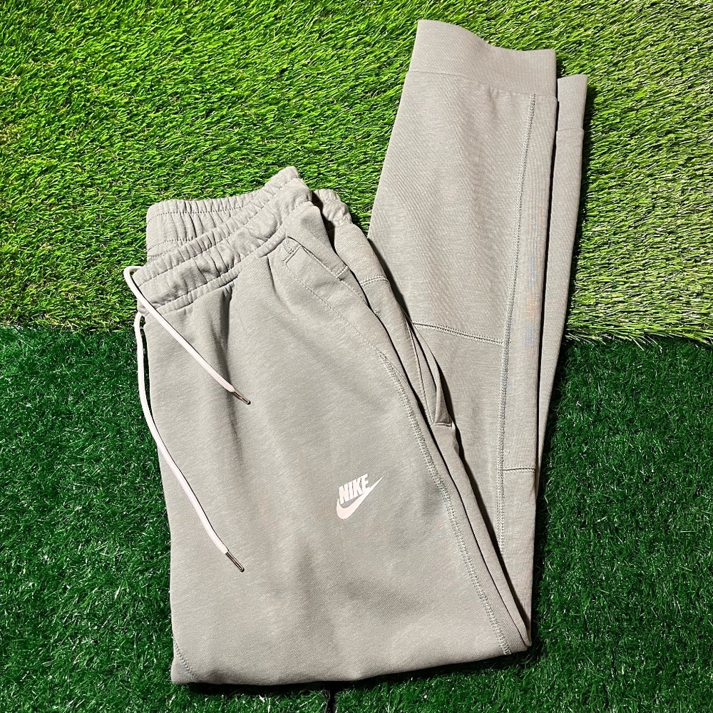 Nike sweatpants